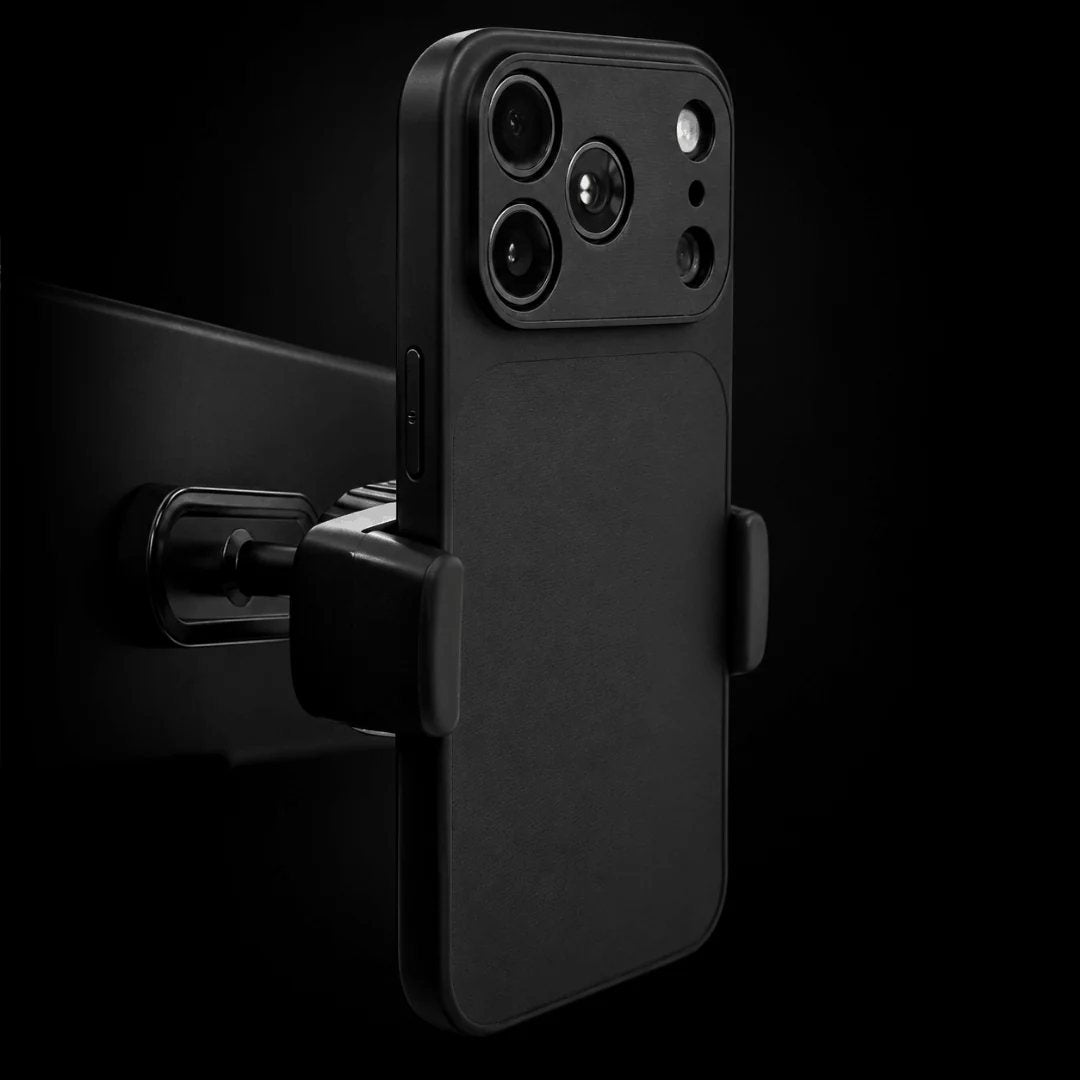 GymPost mount holding a phone